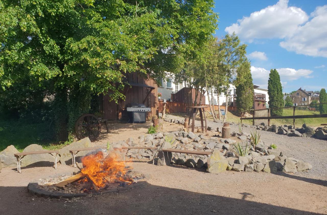 Besondere Ferienwohnung Spirit Auf Idyllischem Reiterhof Nahe Burg Eltz Munstermaifeld Luaran gambar